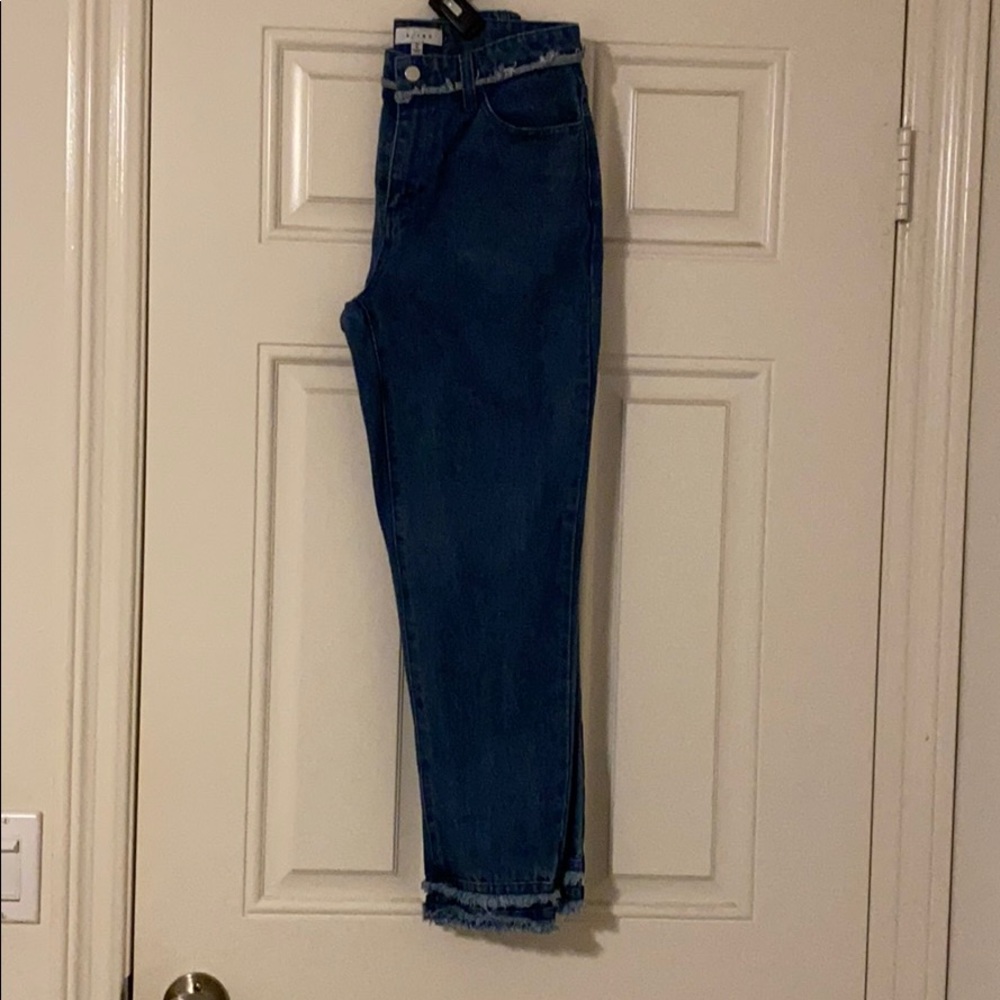 k/lab Frayed Mid-Rise Crop Jeans - Picture 4 of 6